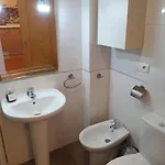 Bj D Aire Acond 4 Huesp Wifi La Línea de la Concepción