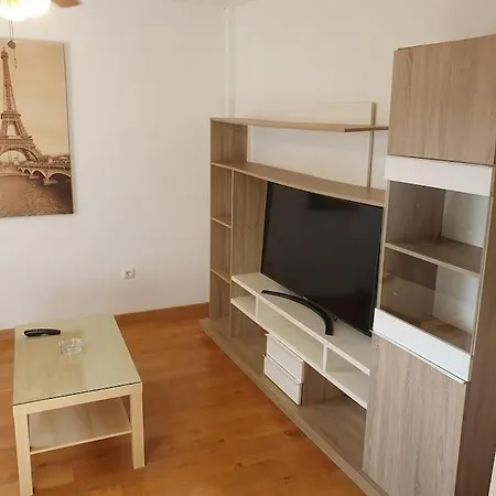 Bj D Aire Acond 4 Huesp Wifi Apartment *